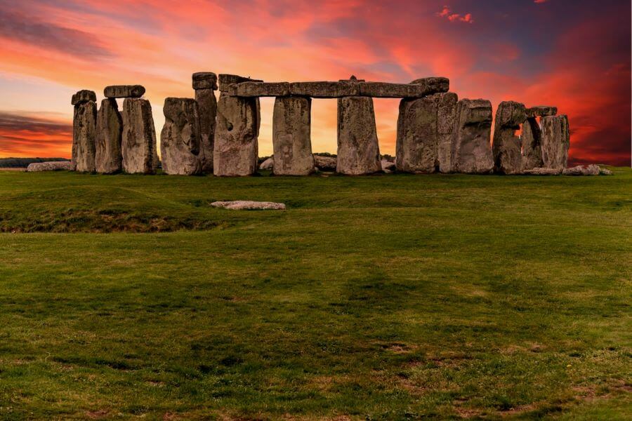 https://www.astriefuturo.it/wp-content/uploads/2020/01/Stonehenge.jpg